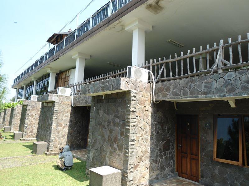 Detuik Resto Resort Bandung Eksteriør bilde